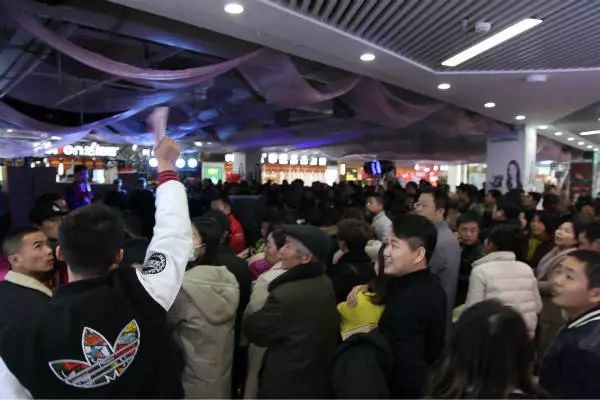 http://mmbiz.qpic.cn/mmbiz_jpg/DsZhwxyHY9EZrgvZv3piabian2DcWv3XvIeFnVNSCXRThlDlcEZaskrAIukT83rpDKb9qpoz0wfl0aPDaGf9SYCA/640?wx_fmt=jpeg&wxfrom=5&wx_lazy=1